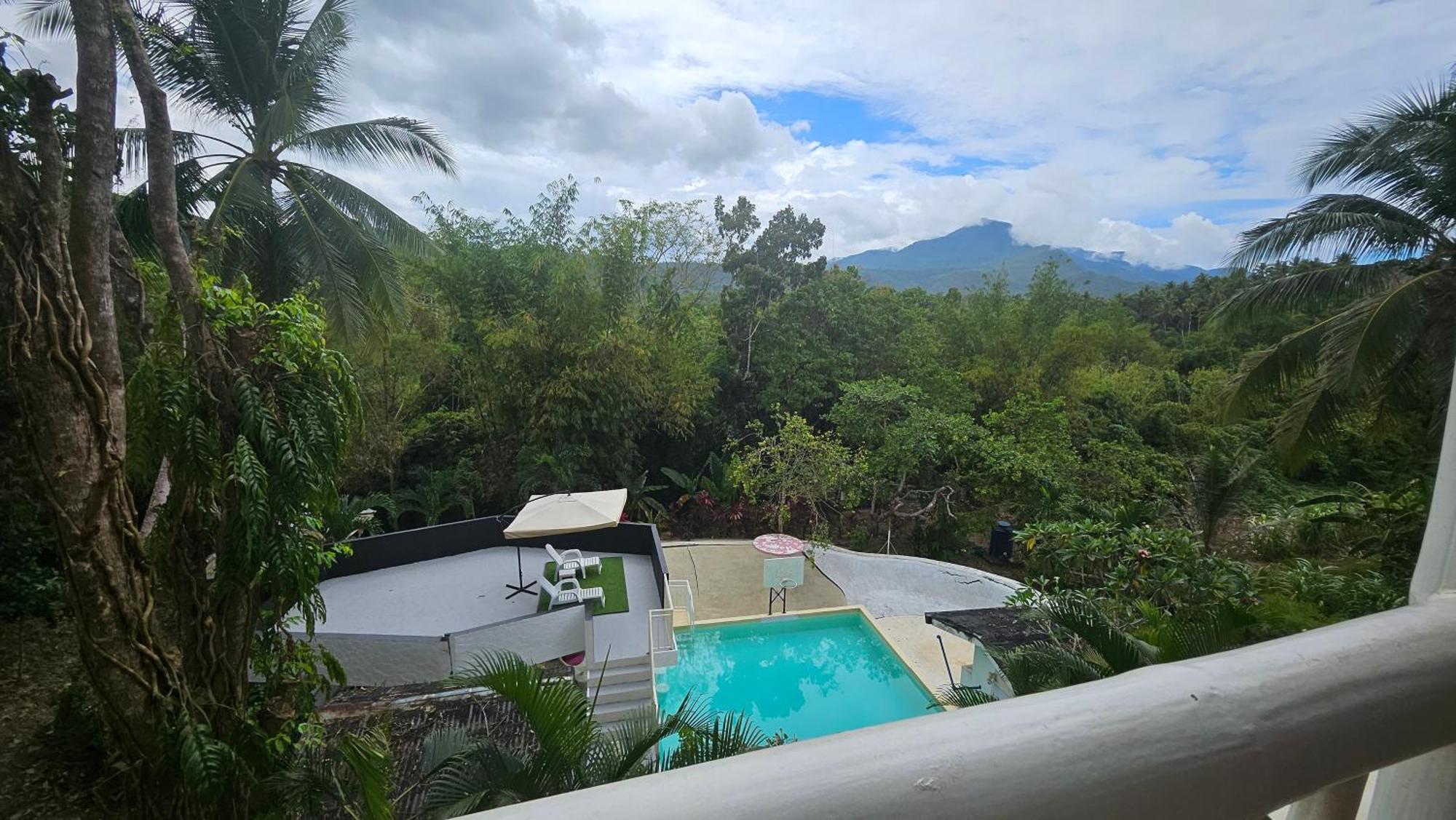 A Touch Of Pink Secret Eco Retreat With Pool, Starlink Wifi, Netflix, Mountain Views - Peaceful Stay In Puerto Princesa Near Underground River, Firefly Watching, And Waterfalls - Perfect Stop Between El Nido, Port Barton, And Puerto City - Scooter Re Exterior photo